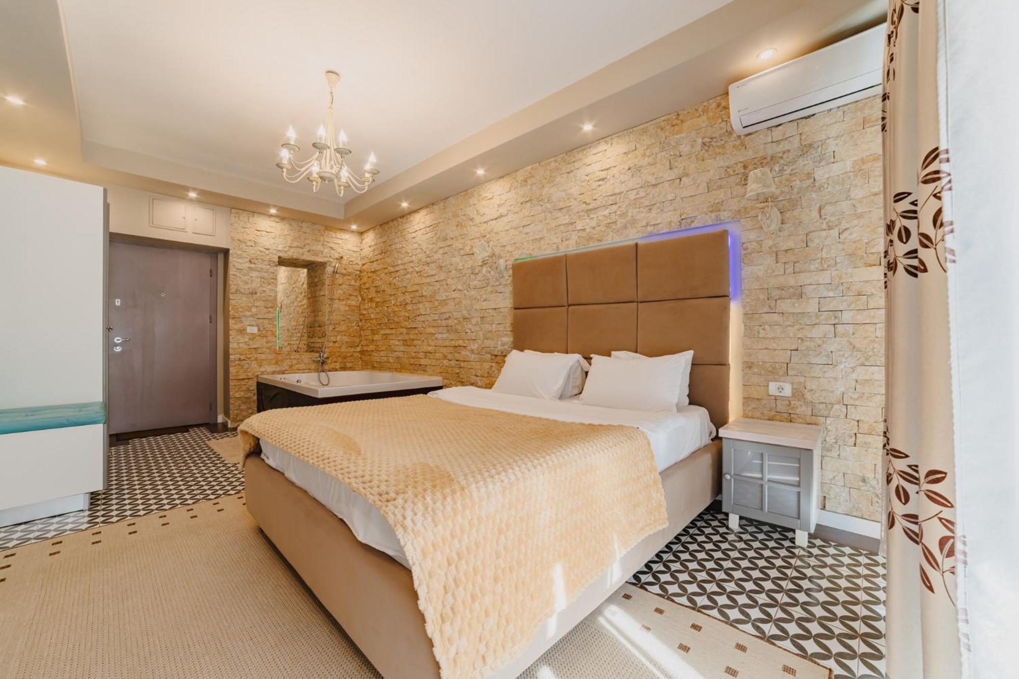 Romantic Jacuzzi Belleview Studio 시나이아 외부 사진